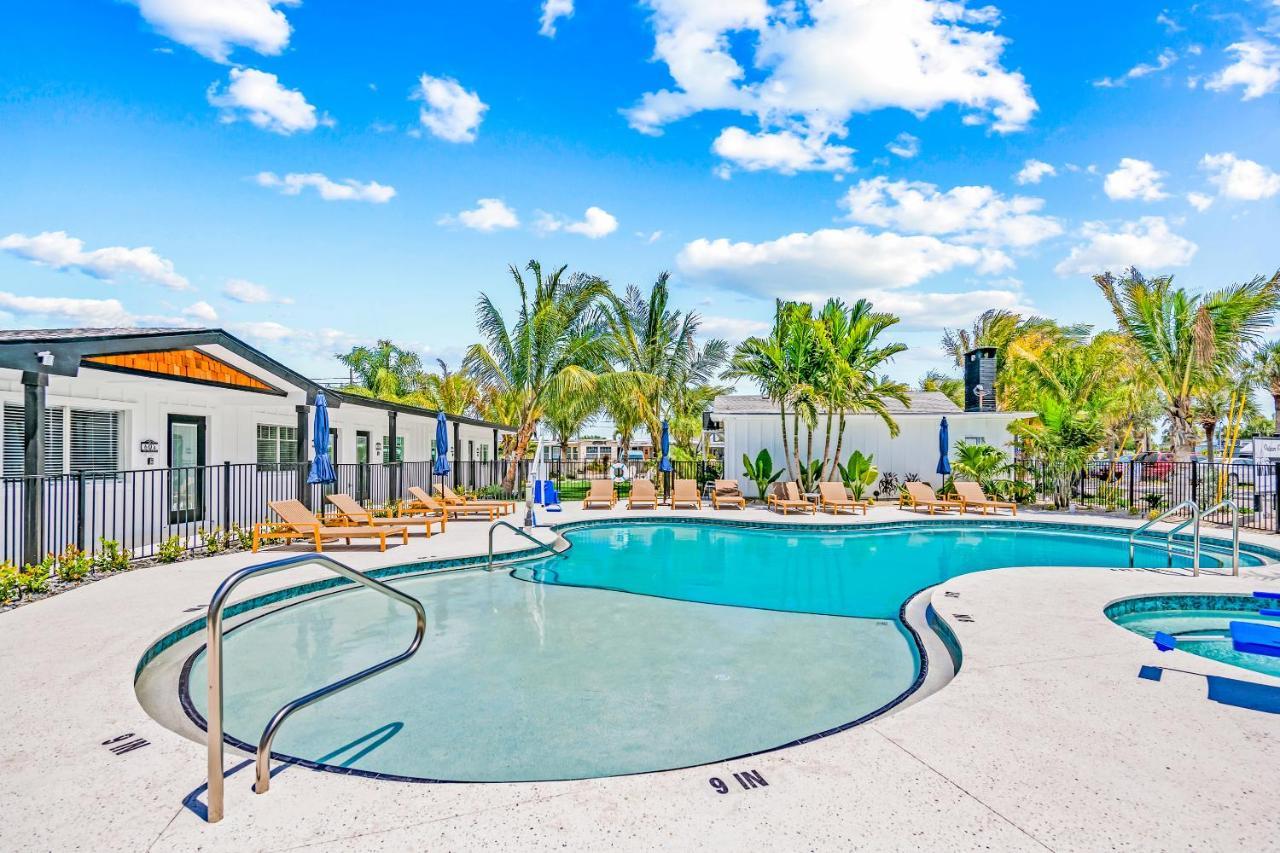 Pelican Post At Anna Maria Island Inn Bradenton Beach Εξωτερικό φωτογραφία