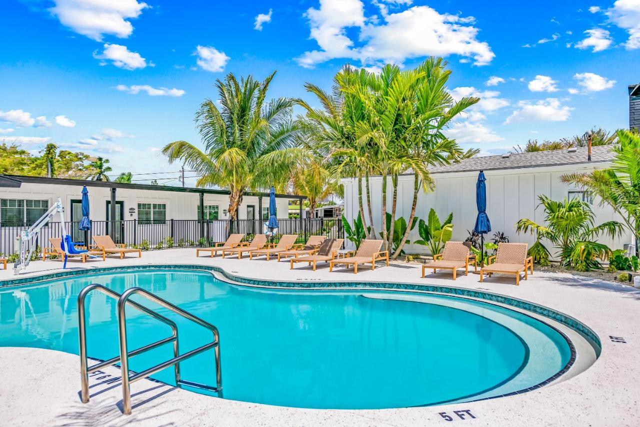 Pelican Post At Anna Maria Island Inn Bradenton Beach Εξωτερικό φωτογραφία