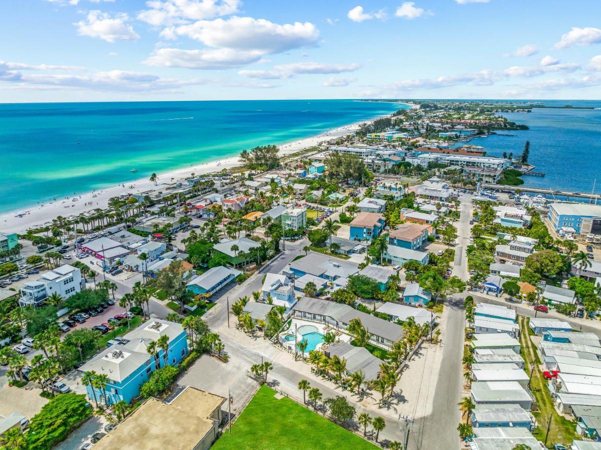Pelican Post At Anna Maria Island Inn Bradenton Beach Εξωτερικό φωτογραφία